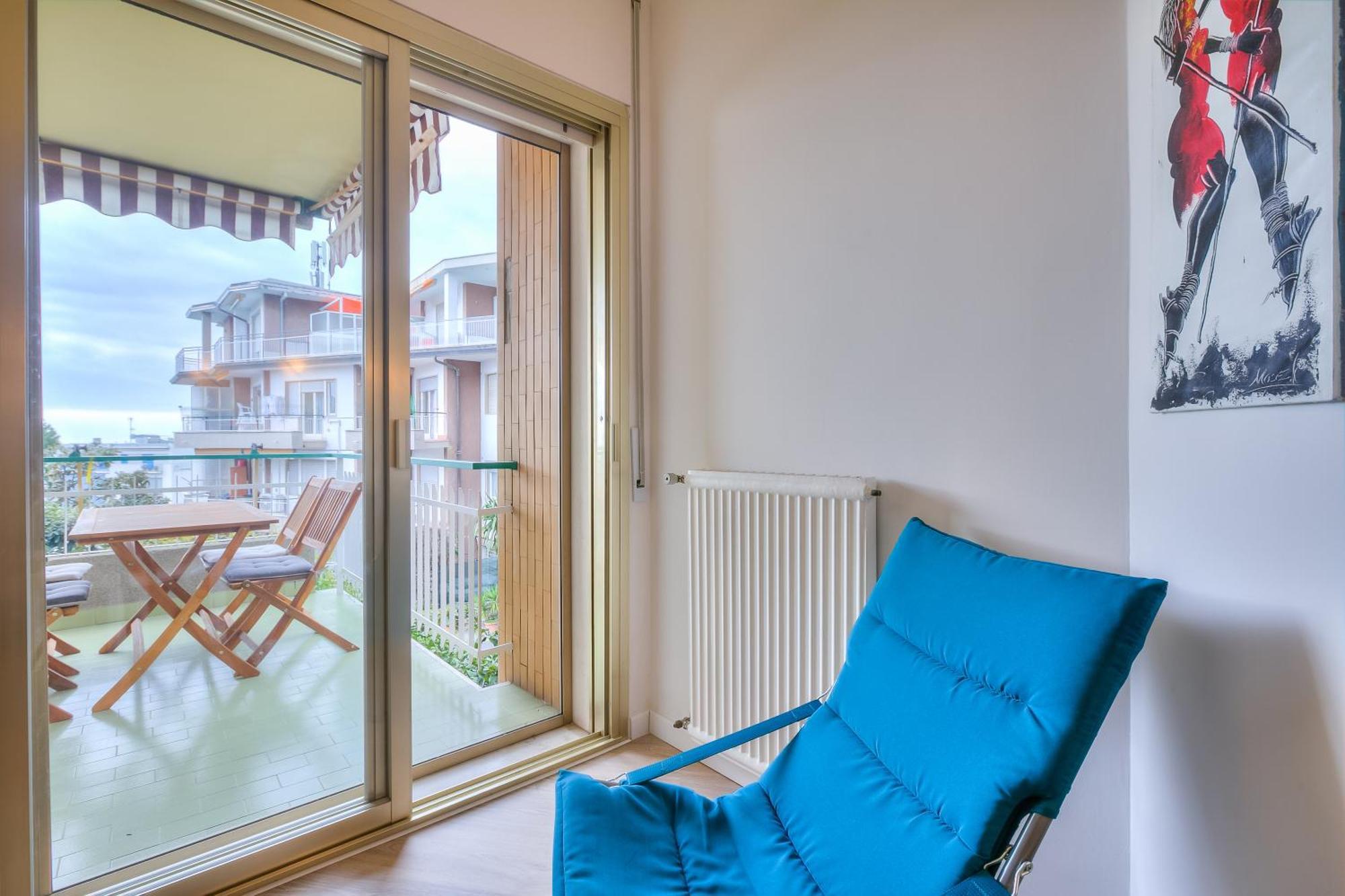 Casa Emma With Sea Glimpse - Happy Rentals サンレモ エクステリア 写真